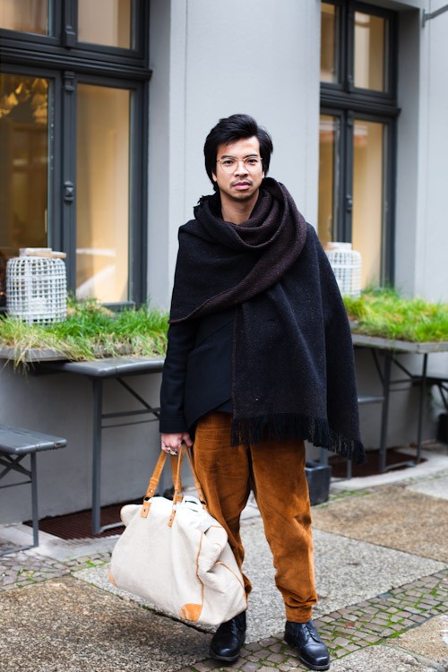 XL Shawl – Berlin, Mulackstrasse