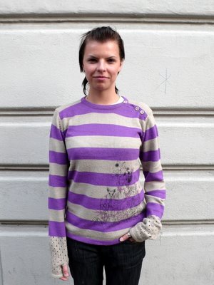 Bambi Sweater Meets N.Y. Sneakers – Munich, Gärtnerplatz