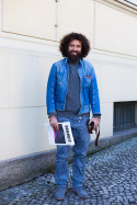 Curly – Berlin, Bebelplatz Curly – Berlin, Bebelplatz