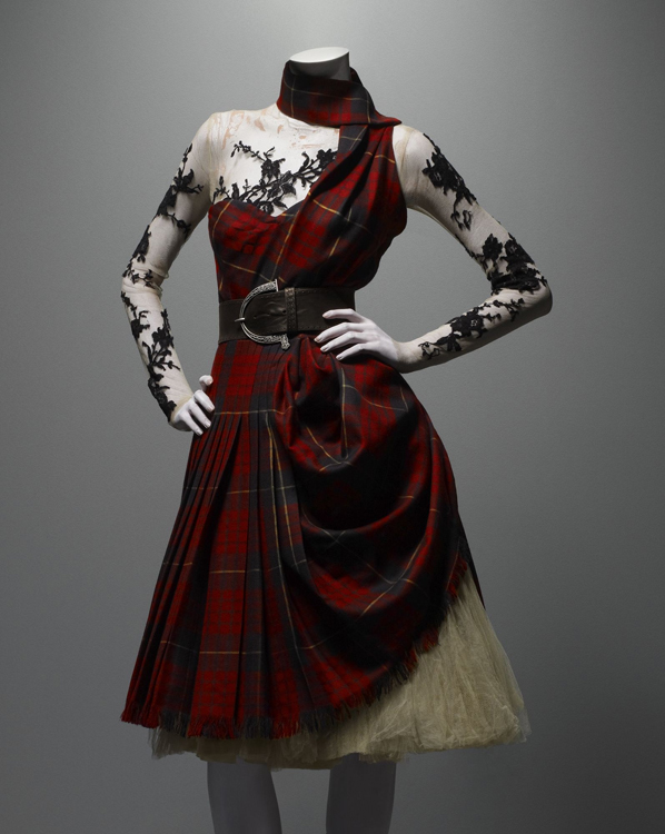 alexander mcqueen gothic collection