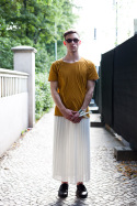 Man In Skirt – Strasse des 17. Juni, Berlin Man In Skirt – Strasse des 17. Juni, Berlin