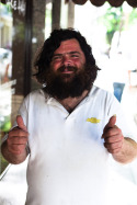 Thumbs Up – Arroyo, Buenos Aires