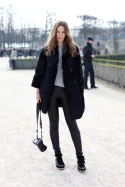 Caroline – Paris, Jardin de Tuileries Caroline – Paris, Jardin de Tuileries